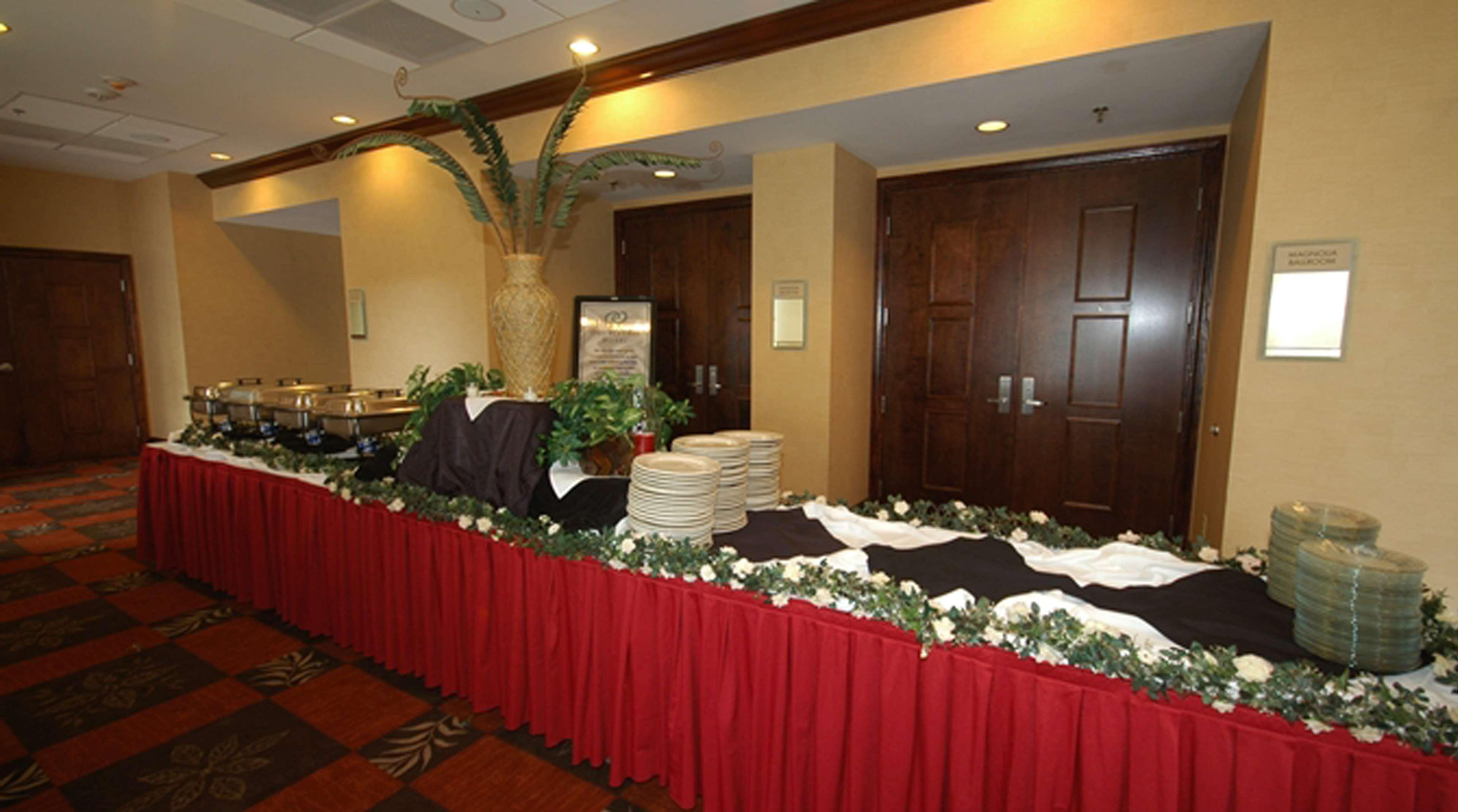 Doubletree By Hilton Rocky Mount Hotel Ресторант снимка