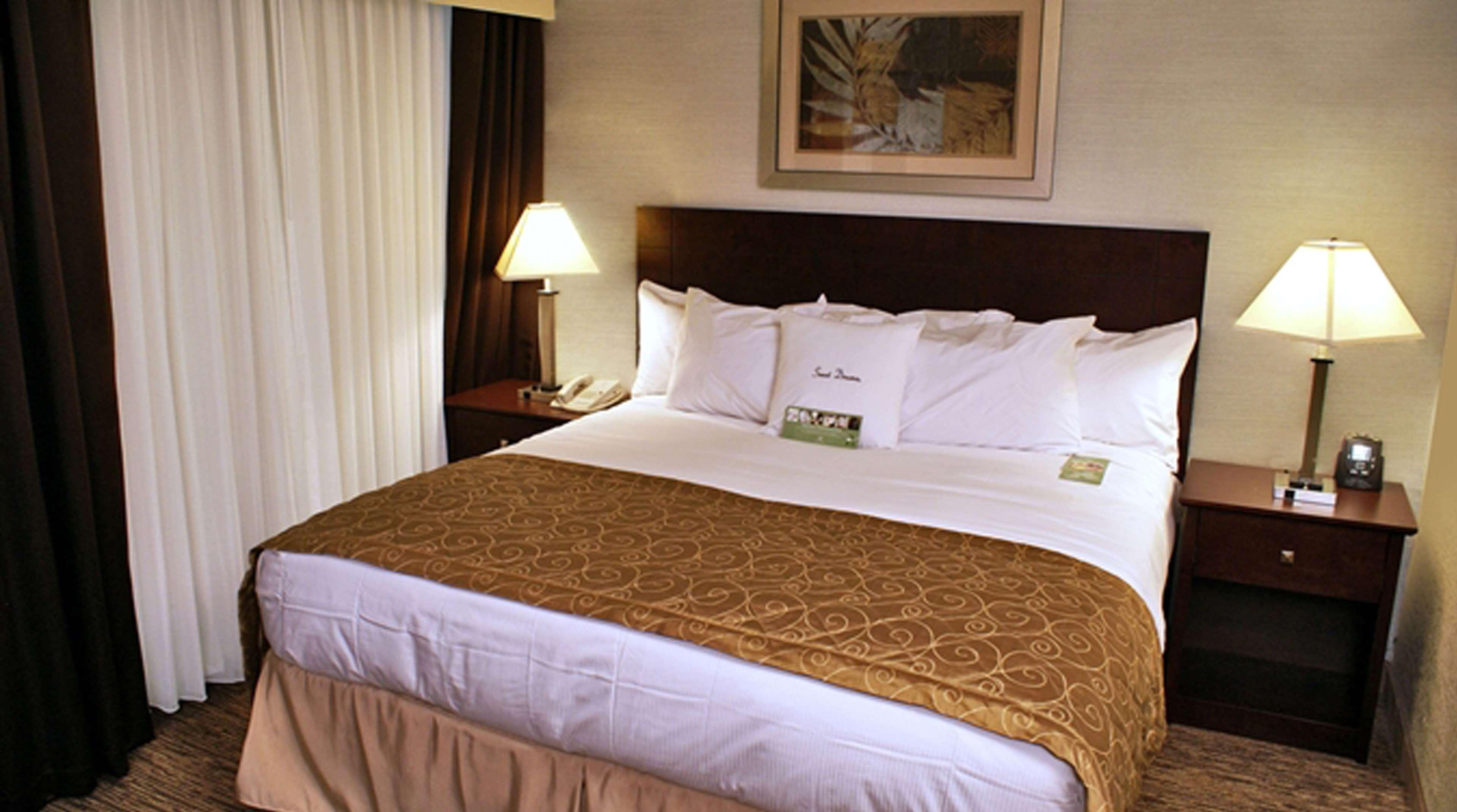 Doubletree By Hilton Rocky Mount Hotel Екстериор снимка