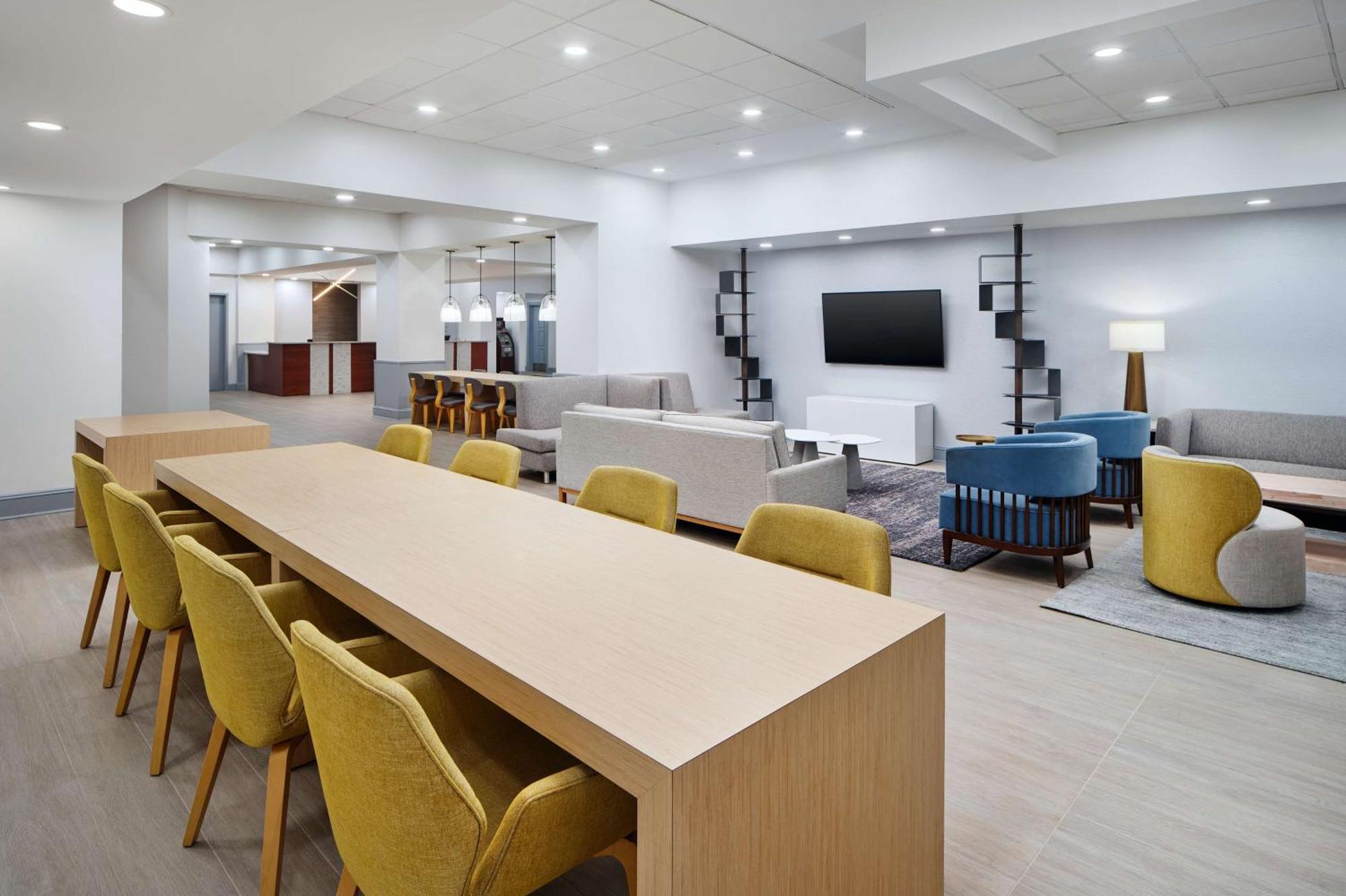 Doubletree By Hilton Rocky Mount Hotel Екстериор снимка