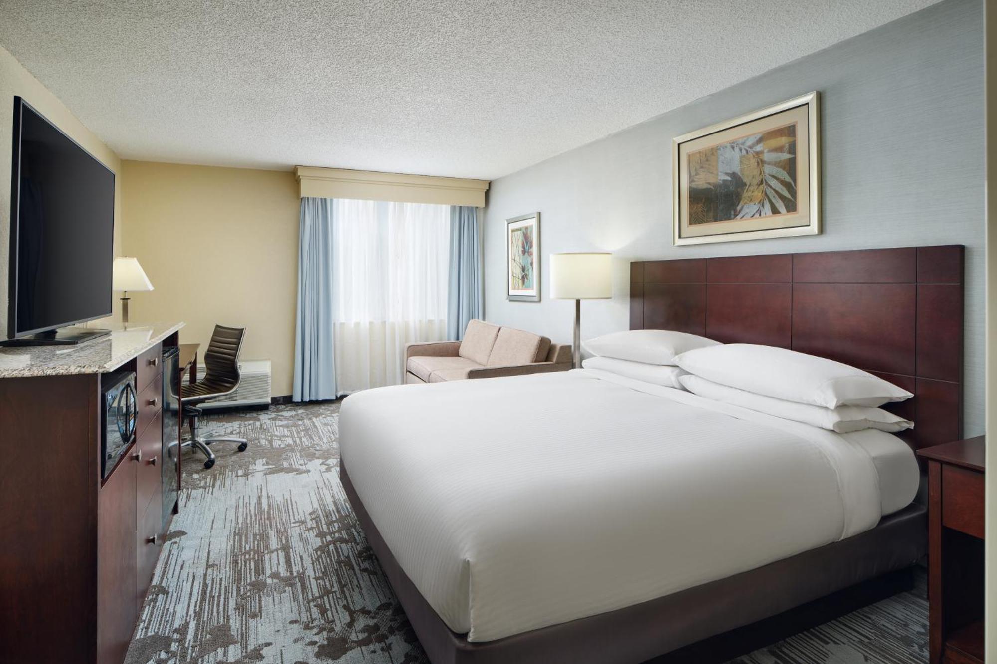 Doubletree By Hilton Rocky Mount Hotel Екстериор снимка