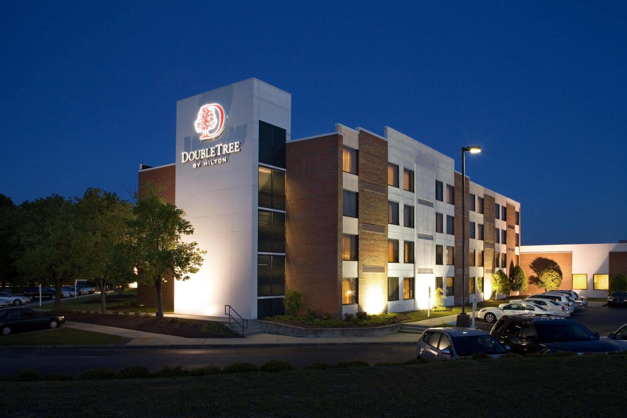 Doubletree By Hilton Rocky Mount Hotel Екстериор снимка